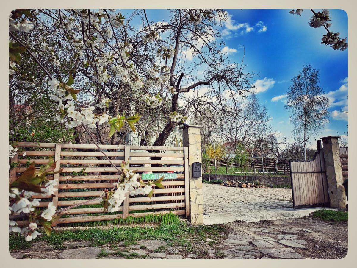 Eco Travel Apartamento Suceava Exterior foto